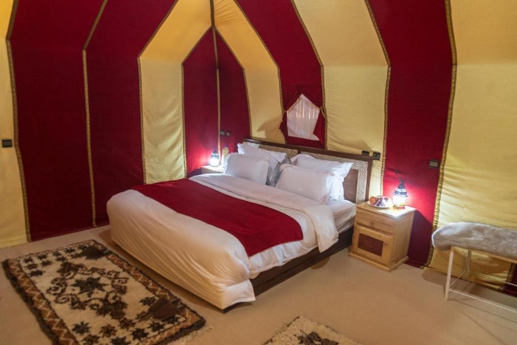 ホテル Sahara Safari Camp メルズーガ エクステリア 写真