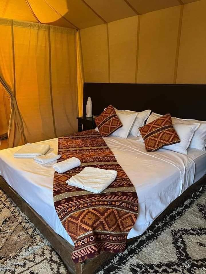 ホテル Sahara Safari Camp メルズーガ エクステリア 写真