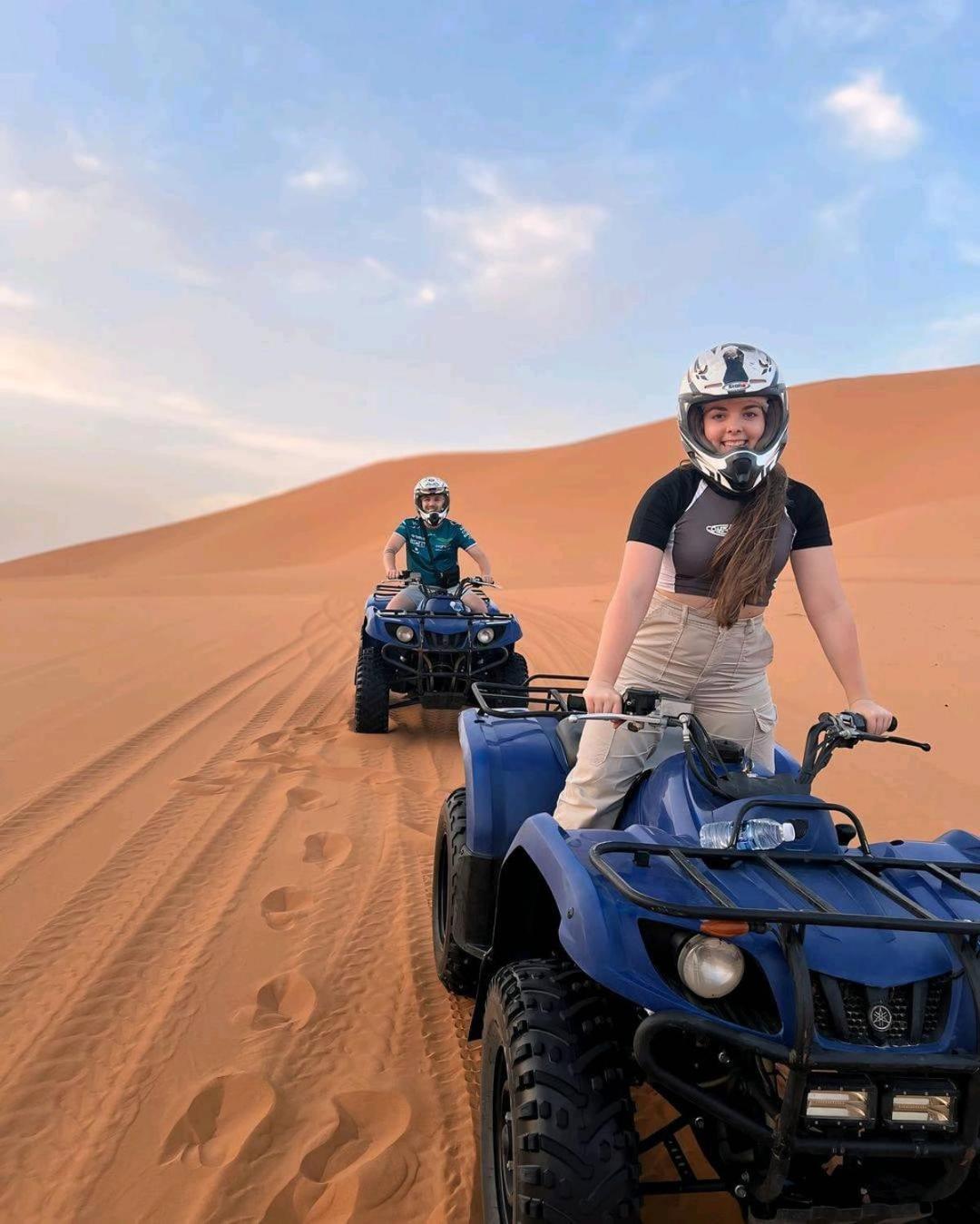 ホテル Sahara Safari Camp メルズーガ エクステリア 写真